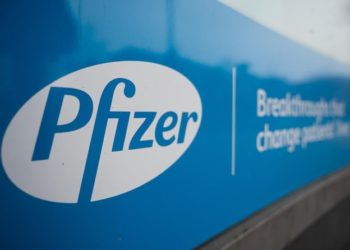Pfizer, ağız yoluyla alınan Kovid-19 ilacını denemeye başladı