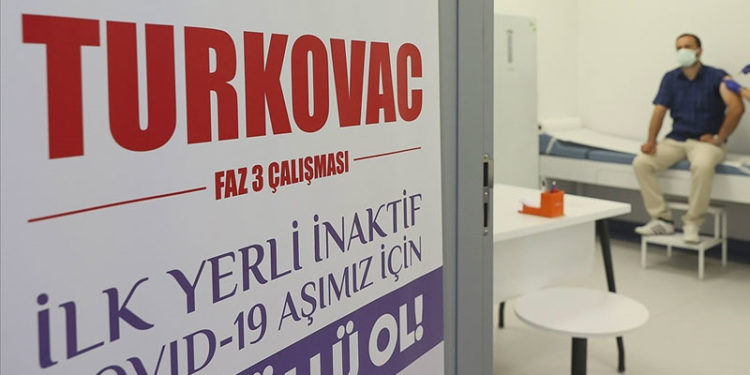 Prof. Dr. Akova: Turkovac aşısı Sinovac kadar etkili olacaktır