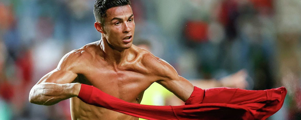 Ronaldo’dan bir rekor daha: İranlı futbolcu Daei'yi geçti