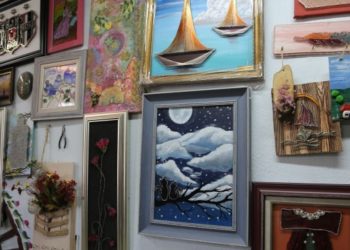 Sanatını kurslarla geleceğe taşıyor