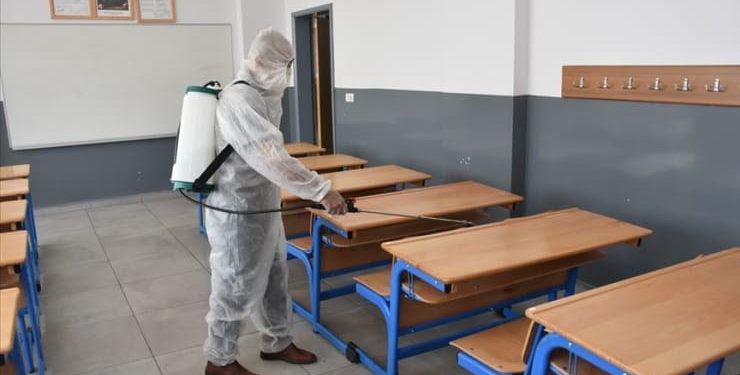 Sağlık Bakanı Koca'dan okullarda yapılacak PCR taramasıyla ilgili açıklama