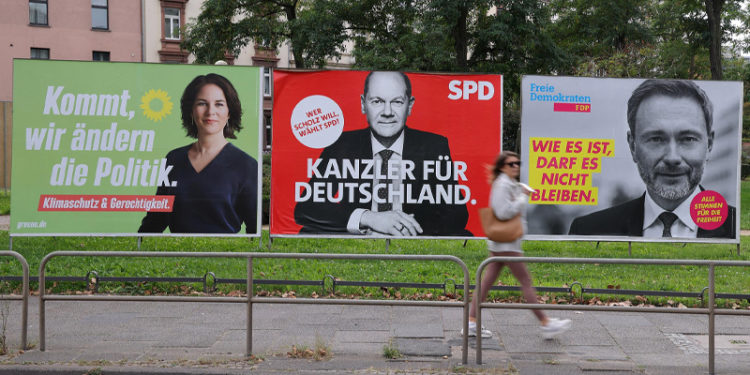 Seçim akşamı neler yaşandı?