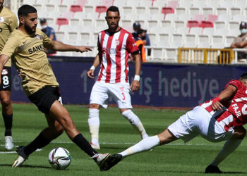 Sivasspor evinde Gaziantep FK'ye takıldı