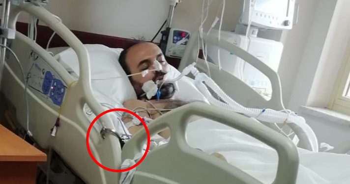 Skandalın fotoğrafları ortaya çıktı; entübe edilen KHK’lı polise 35 gün boyunca kelepçe