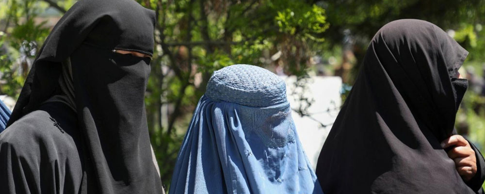 Taliban'ın atadığı rektör kadınların üniversiteye girişini yasakladı: Önce İslam