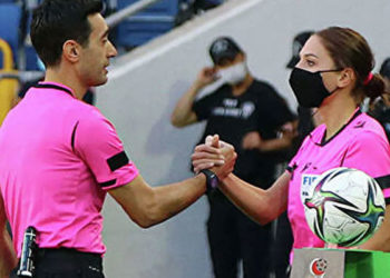 Tarihte ilk kez evli çift birlikte maç yönetti