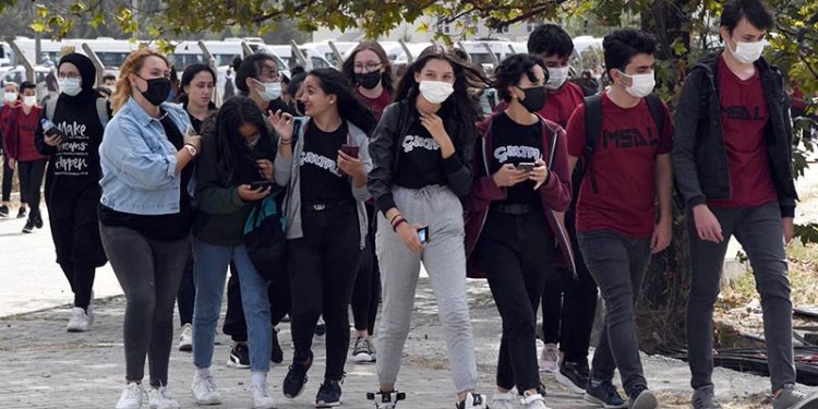 Tekirdağ Sağlık Müdürü: Yatan hasta ve kayıplarda gençleri görmeye başladık