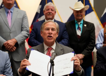 Teksas'ta Cumhuriyetçilerin çıkardığı tartışmalı seçim yasası yürürlüğe girdi