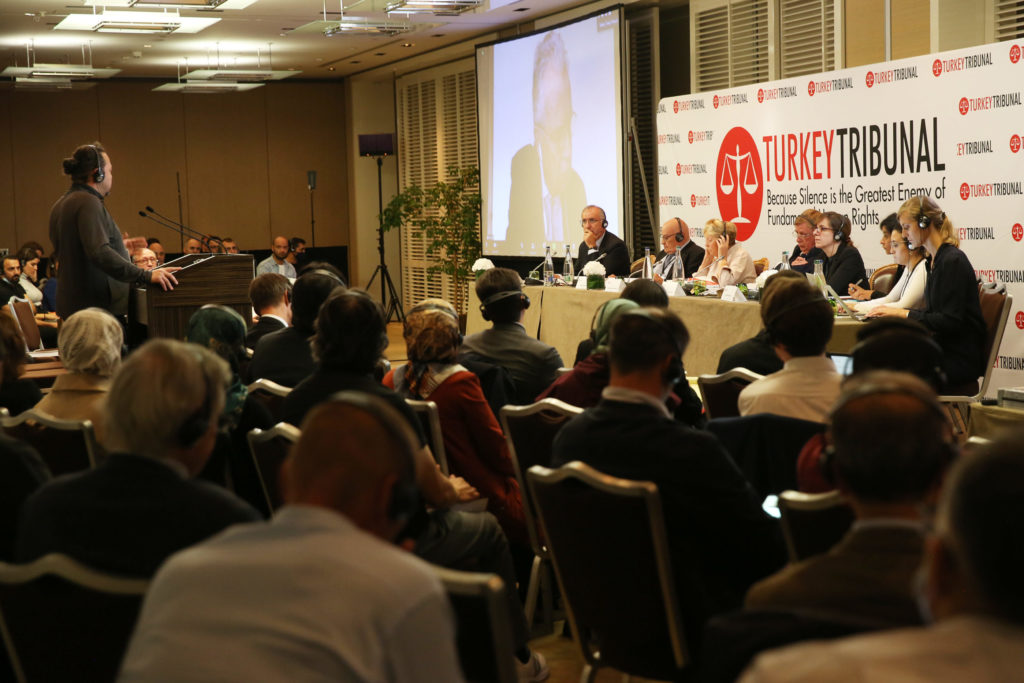 Turkey Tribunal’in ikinci gününde AKP hükümetinin ‘İnsan kaçırmaları ve medyaya baskısı’ yargılanıyor