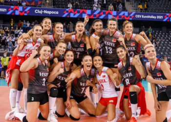 Türkiye, Avrupa Şampiyonası'nda son 20 yılda yarı finale en çok yükselen üçüncü takım oldu