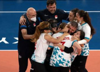 Türkiye Kadın Golbol Milli Takımı, Japonya'yı 8-5 yenerek finale yükseldi