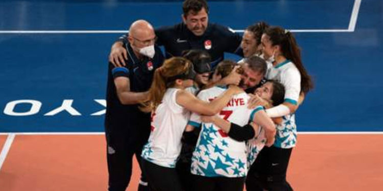 Türkiye Kadın Golbol Milli Takımı, Japonya'yı 8-5 yenerek finale yükseldi