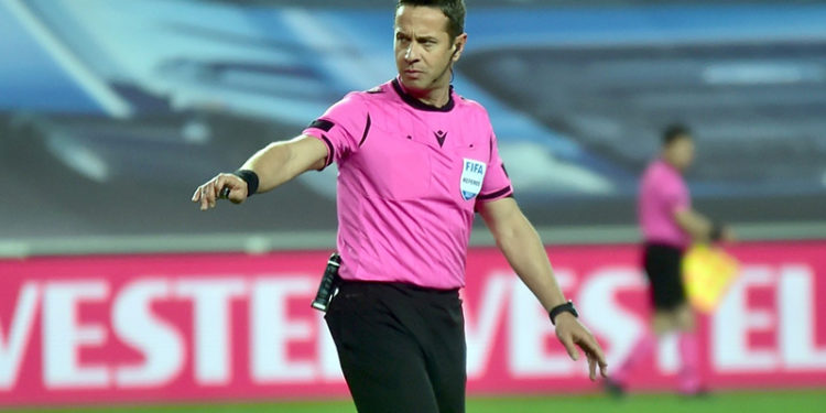 UEFA'dan Halis Özkahya'ya görev