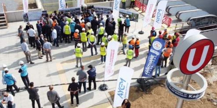 Ulaştırma ve Altyapı Bakanı Karaismailoğlu: İstanbul'da Bakanlık olarak inşa ettiğimiz metroların logosunu 'U' yapıyoruz