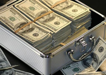 Vatandaşların döviz mevduatları 236,2 milyar dolarla rekor seviyeye ulaştı