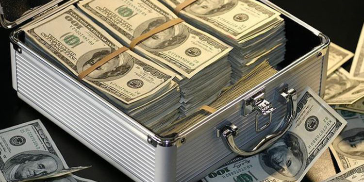 Vatandaşların döviz mevduatları 236,2 milyar dolarla rekor seviyeye ulaştı