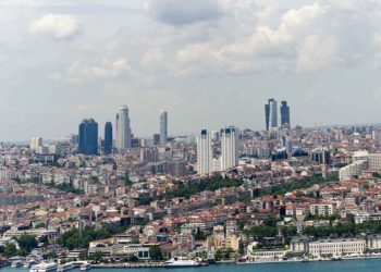 Vergi istisnaları sağlanacak: AKP, şirketlerin kiraya verilmek şartıyla ev ve işyeri üretmesi formülünü tartışıyor