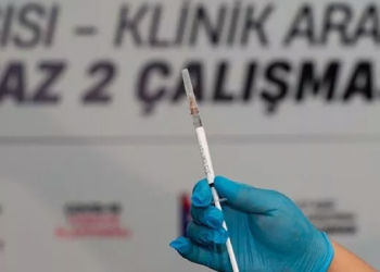 Yerli aşıyı geliştiren profesörler: Mevcut aşıları olun, Türk aşısını beklemenin bir anlamı yok