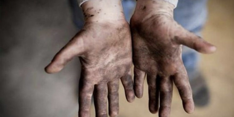 Yoksulluk raporu: Yoksul hanelerde yaşayan çocuklar uzaktan eğitime katılamadı; çocuk işçilik arttı