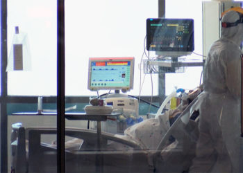 Yoğun bakım sorumlusu Dr. Karahan: Yoğun bakıma gelen hastaların yüzde 80'i aşısız