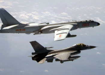 Çin, 9 savaş uçağıyla Tayvan'ın hava sahasını ihlal etti