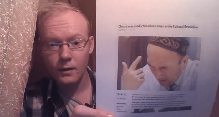 Çin’deki insan hakları ihlallerini eleştiren akademisyene Kazakistan’a giriş yasağı!