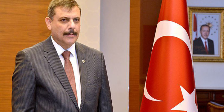 Çorum Valisi Çiftçi: 57 öğretmenimiz, 549 öğrencimiz, 107 sınıfımız karantinada