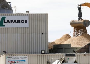 İddia: Fransa, Lafarge&rsquo;ın IŞİD&rsquo;e &ouml;deme yaptığından haberdarmış