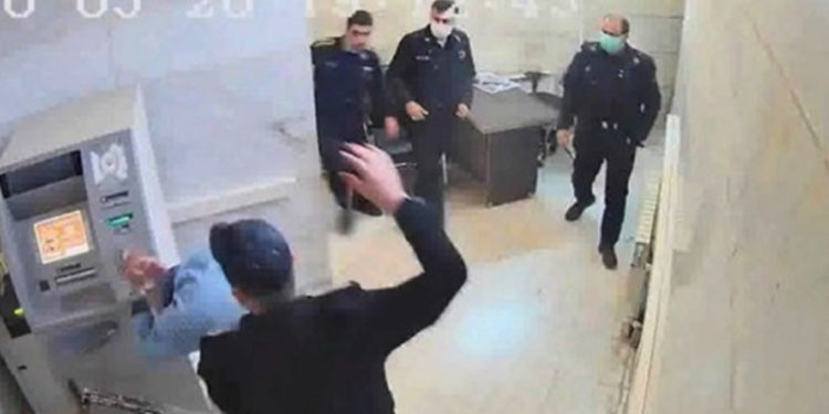 İran'da Kürt aktivist Mangouri işkenceyle öldürüldü