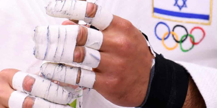 İsrailli rakibi ile karşılaşmamak için Olimpiyatlar'dan çekilen Cezayirli judocuya 10 yıl men cezası