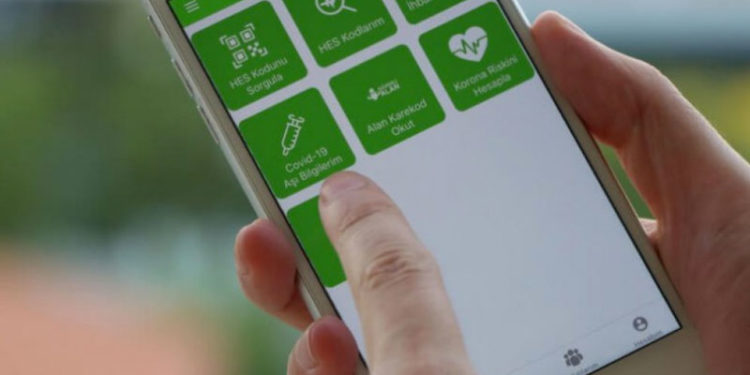 İstanbul'da sahte aşı kartı operasyonu: 3 hemşire tutuklandı