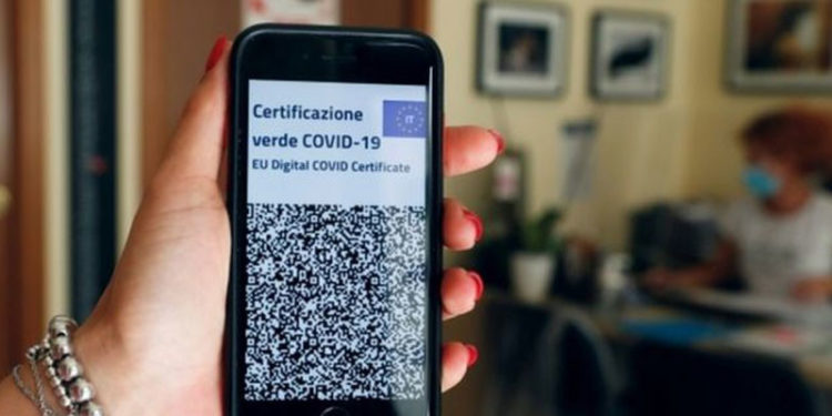 İtalya'da 23 milyon çalışan için Covid belgesi zorunluluğu