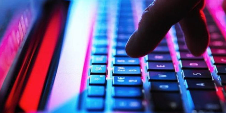 İtalya'da dark web üzerinden çocuk istismarı görüntüleri operasyonu: 13 gözaltı