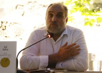 Şair Laleş: 90'ların direniş ruhu beni var etti