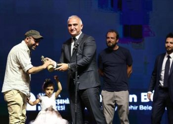 58. Antalya Altın Portakal Film Festivali’nde ödüller sahiplerini buldu, En İyi Film ‘Okul Tıraşı’