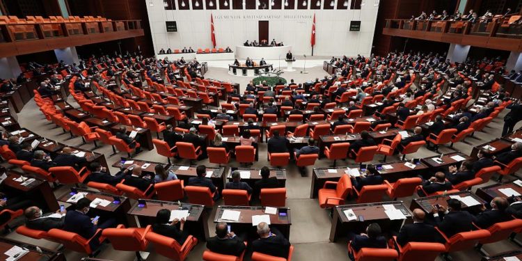 Libya’ya asker gönderilmesine izin veren tezkere 18 ay uzatıldı