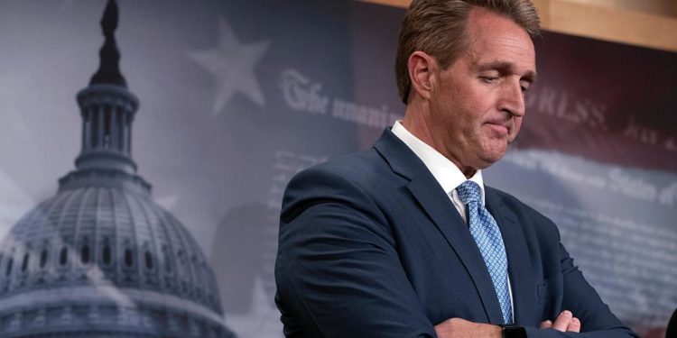 ABD Senatosu’nun onayladığı yeni Ankara Büyükelçisi adayı Jeff Flake kimdir?