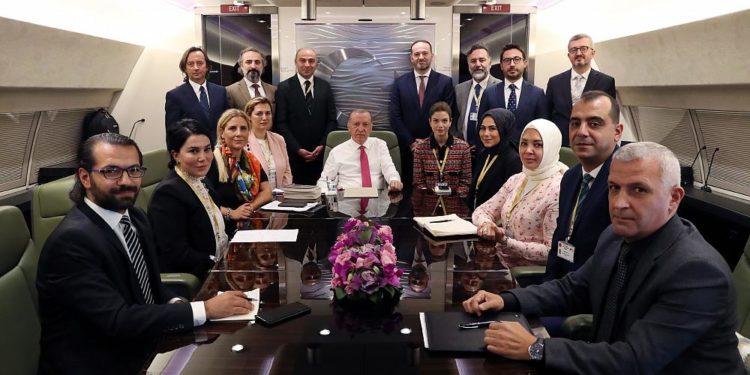 Cumhurbaşkanı Erdoğan’dan 10 büyükelçi için ‘istenmeyen adam’ sinyali