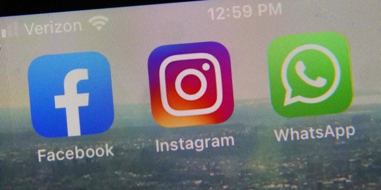 Facebook, rutin bakım onarım işlemlerinde yaşanan hata sebebiyle çökmüş