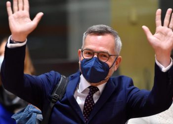 Almanya: ‘Denizaltı krizi’ AB için alarm verici bir işaret