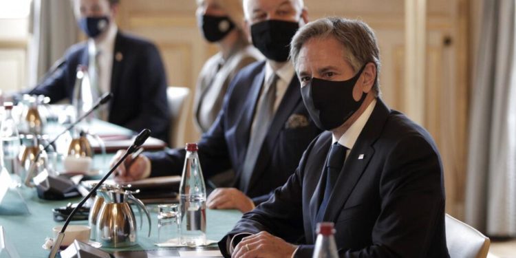 Fransa ile ABD’nin arasını açan denizaltı krizi sonrası ‘buzlar eriyor’