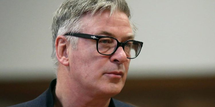 Fim setinde görüntü yönetmenini ‘öldüren’ Alec Baldwin: Trilyonda bir ihtimal vardı