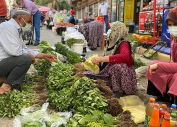 Türk-İş: Açlık sınırı 3 bin 49 TL, yoksulluk sınırı 9 bin 931 TL