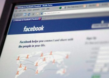 ABD’li siyasetçilerden Facebook’un kurucusu Zuckerberg’e tepki ve soruşturma talebi