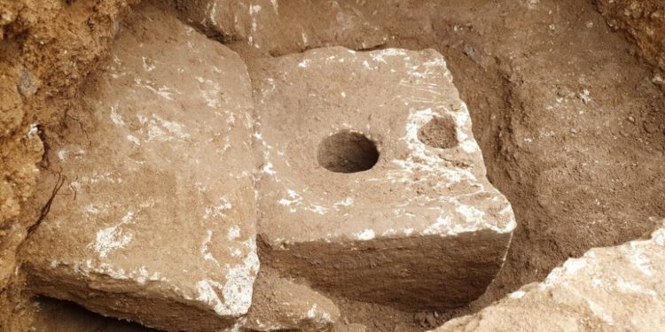 Kudüs’te 2 bin 700 yıllık tuvalet bulundu