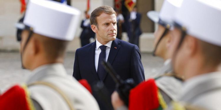 Paris’te tarihi gün: Macron Fransa’da öldürülen Cezayirlileri anma törenine katılacak