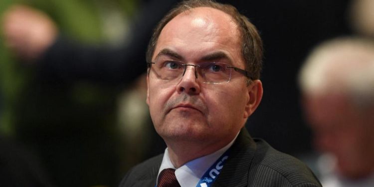 Alman diplomat Schmidt, Sırpların tepkisine rağmen Bosna Hersek Yüksek Temsilcisi oldu