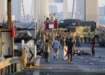 Av Turgay Özcan: AKP’lilerin darbe başlamadan Köprü’ye gittikleri tutanakla sabit