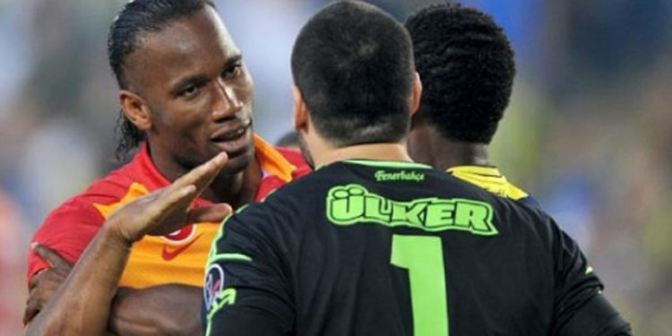Drogba'dan yıllar sonra gelen itiraf: Fenerbahçe maçında ırkçılık yapıldı, umursamadım