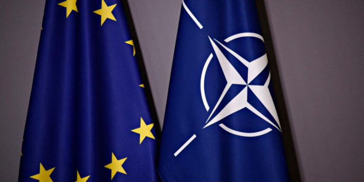 AB: NATO'yu güvenliğimizin temel taşı olarak görüyoruz